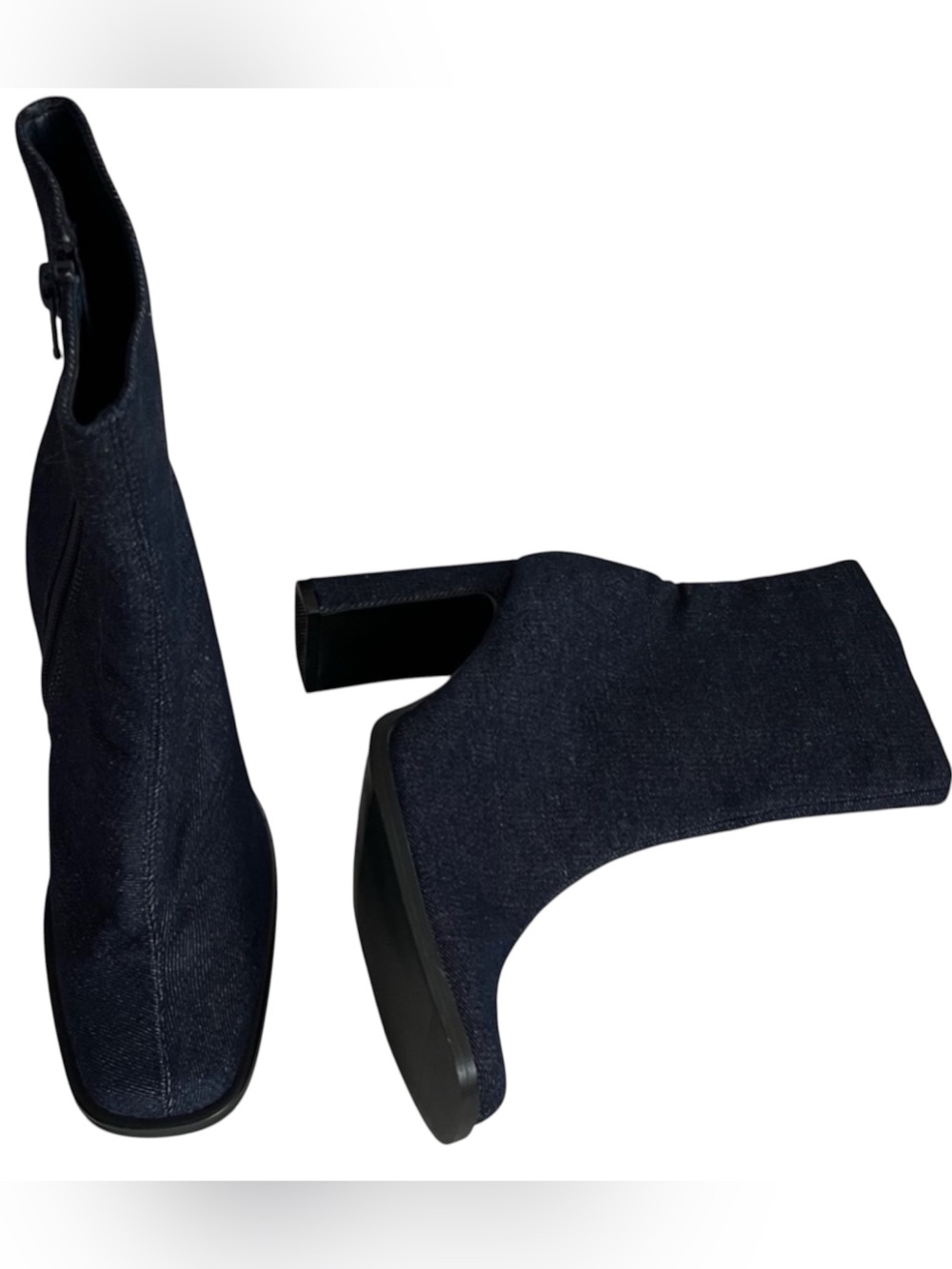 Classified Women’s Dark Denim Ankle Boots Block Heel Zip Up Size 6 NWOT